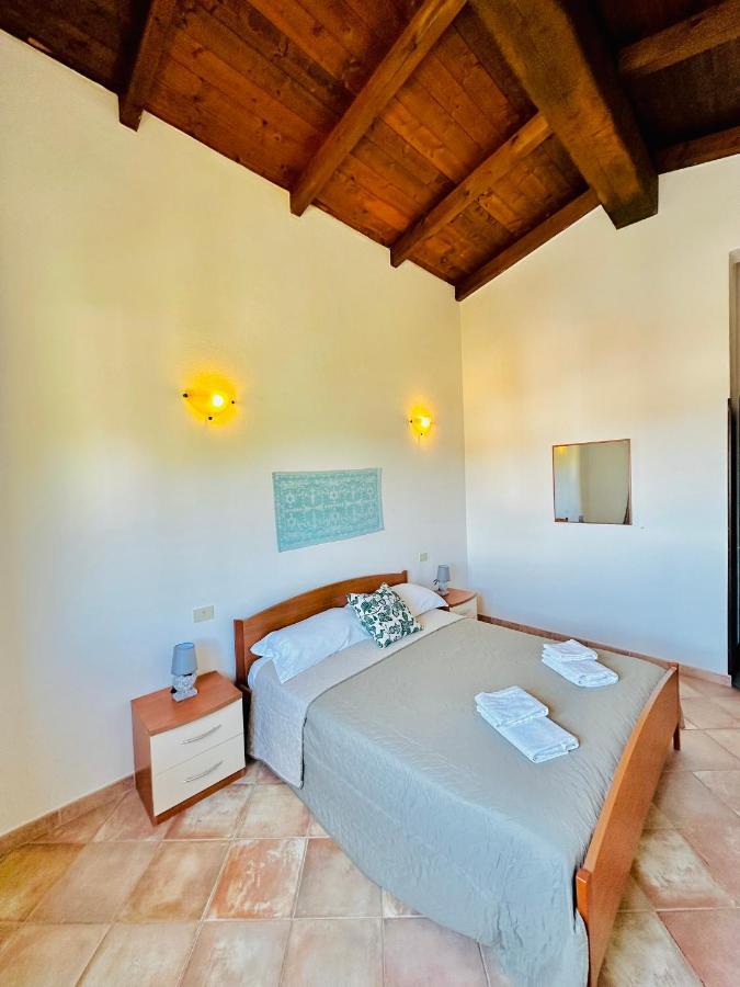 Villa Antonella Apartments Όλμπια Εξωτερικό φωτογραφία